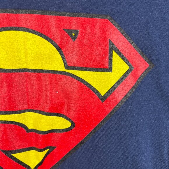 Vintage 1999 Made in USA Superman Logo T-Shirt - Picture 4 of 6